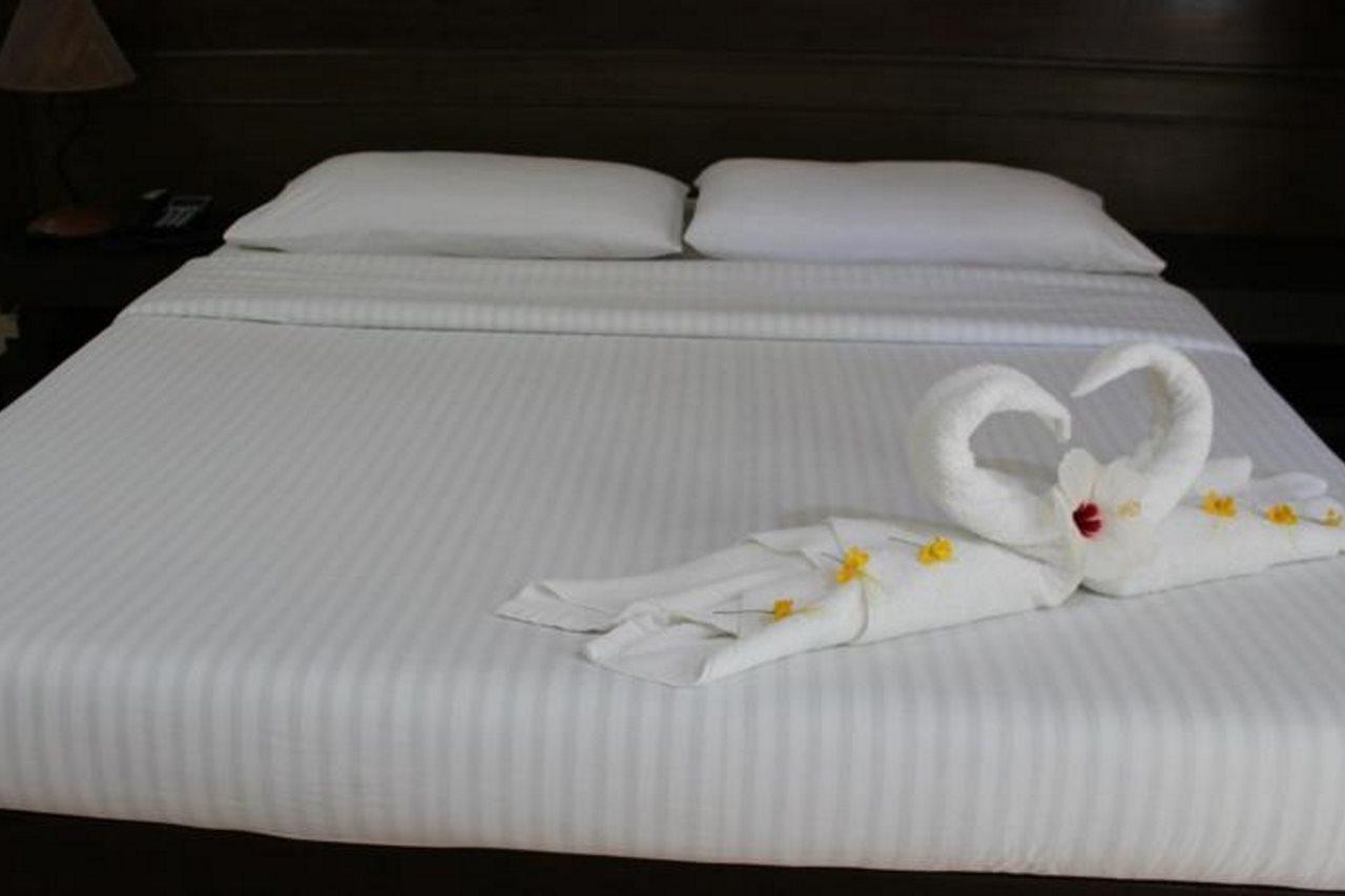 Casa Pilar Beach Resort Manoc-Manoc Экстерьер фото