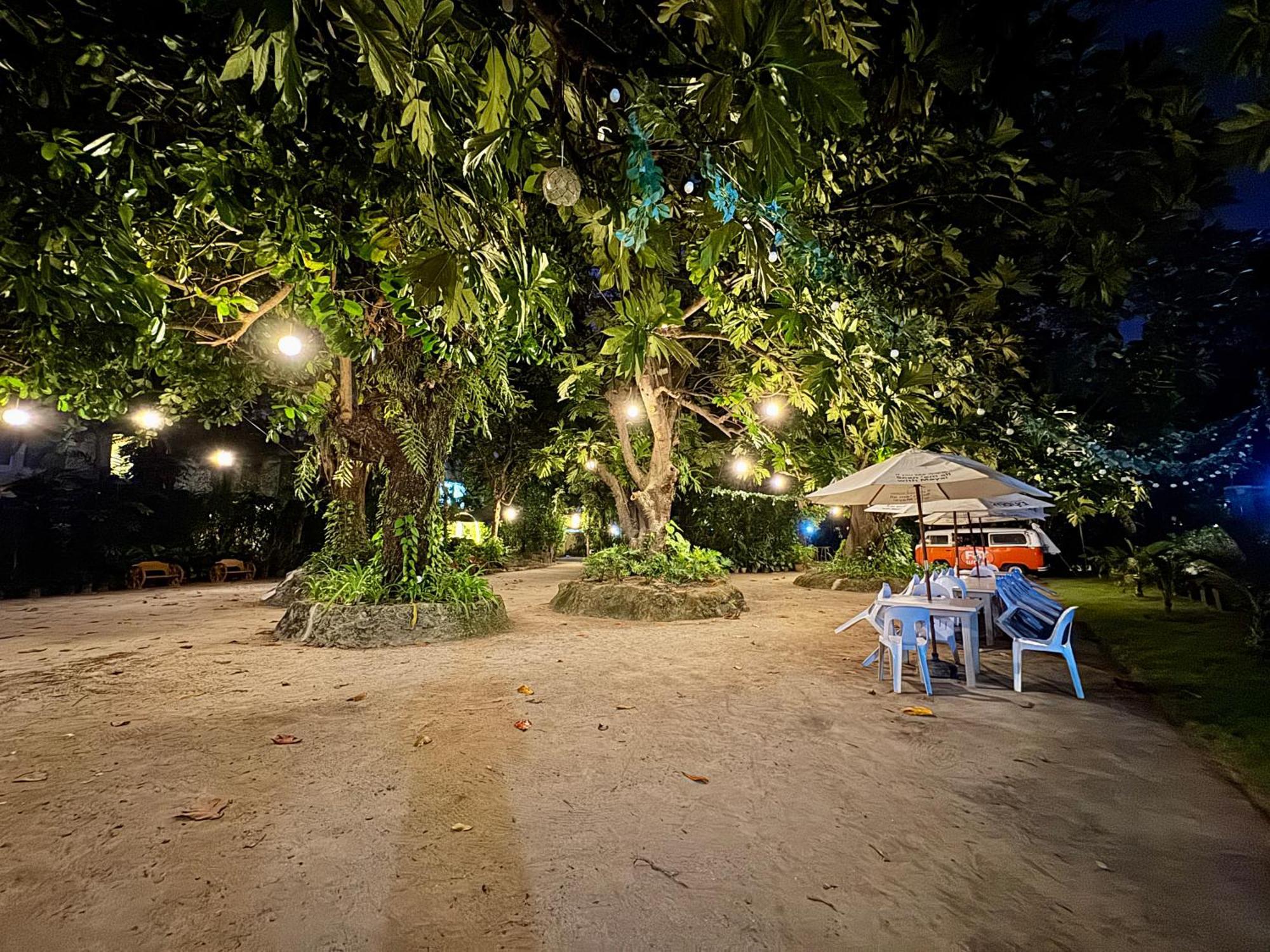 Casa Pilar Beach Resort Manoc-Manoc Экстерьер фото