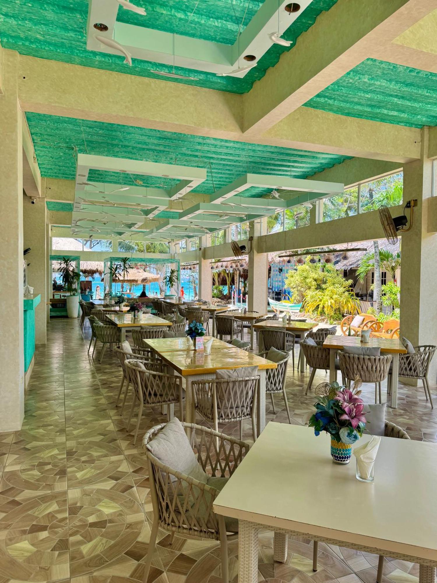 Casa Pilar Beach Resort Manoc-Manoc Экстерьер фото