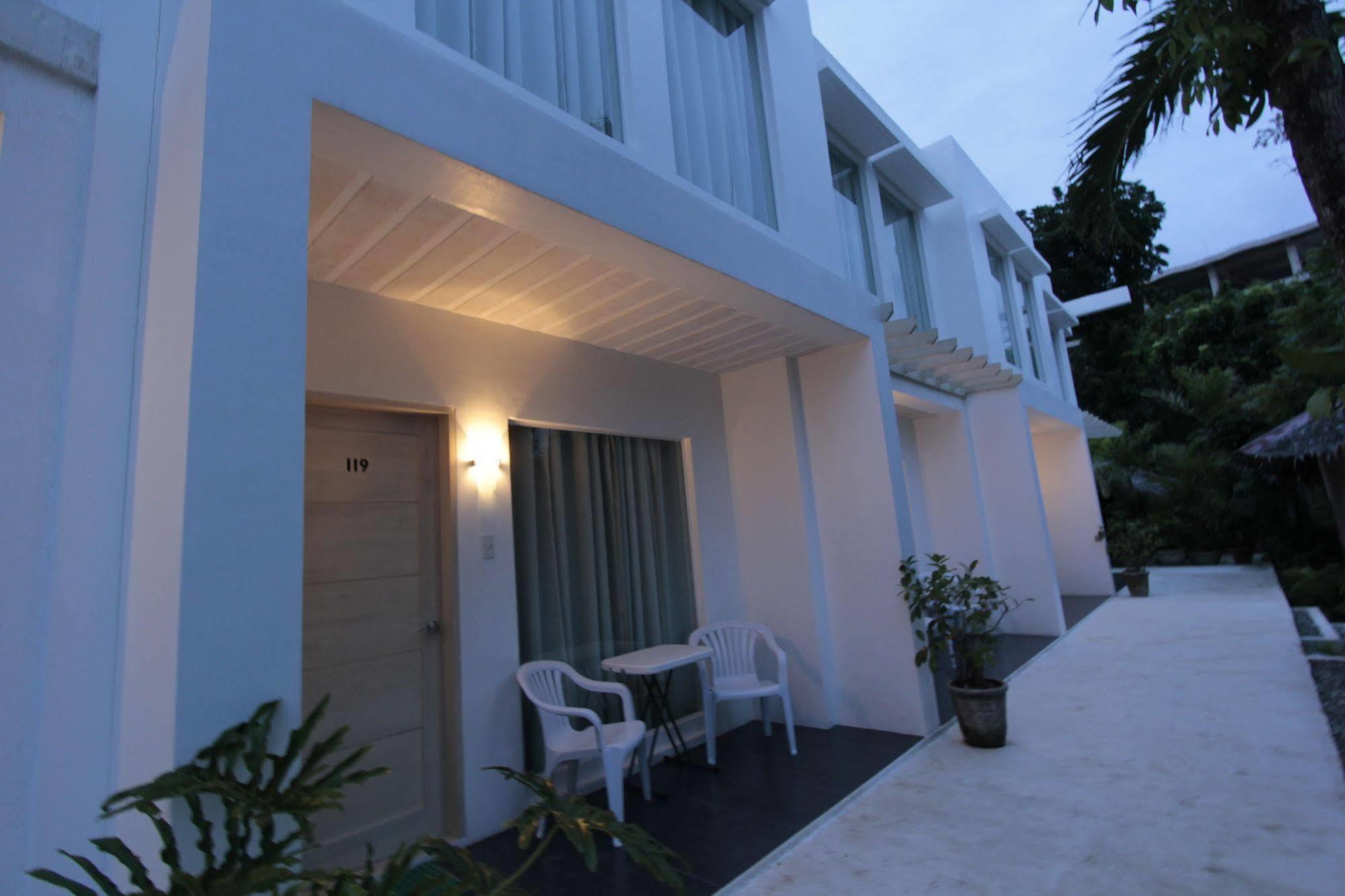 Casa Pilar Beach Resort Manoc-Manoc Экстерьер фото