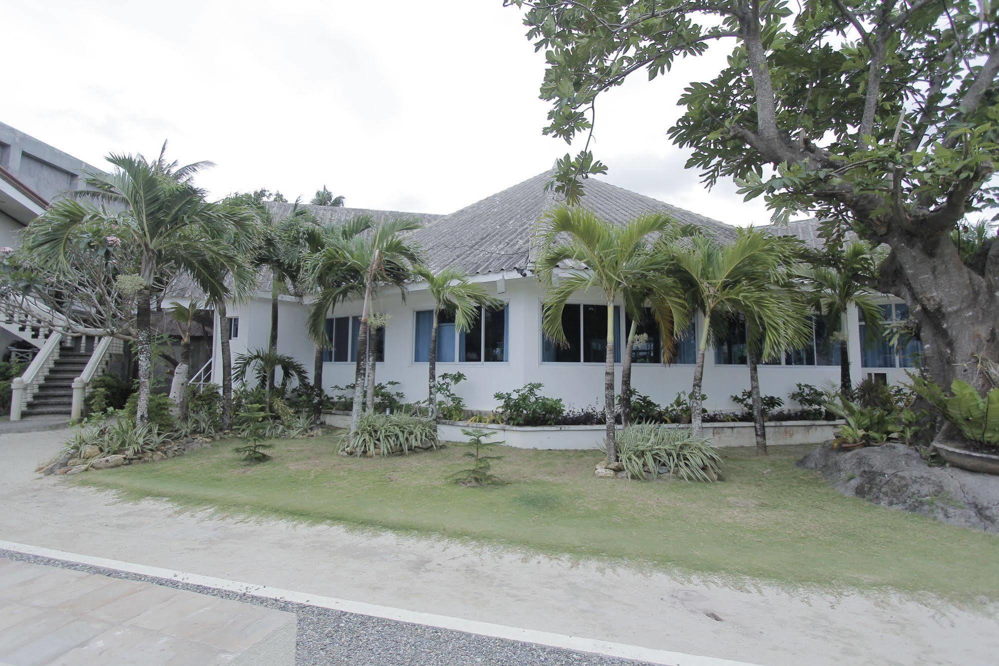 Casa Pilar Beach Resort Manoc-Manoc Экстерьер фото
