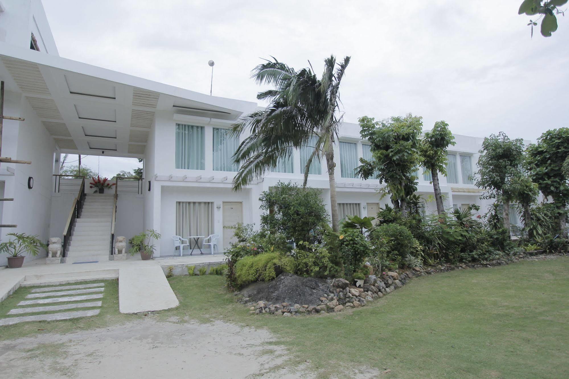 Casa Pilar Beach Resort Manoc-Manoc Экстерьер фото